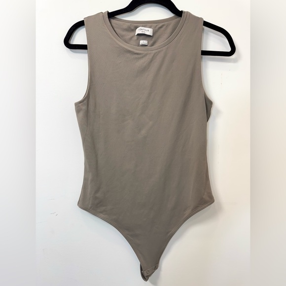 Aritzia Original Contour Crew Bodysuit - Picture 4 of 8